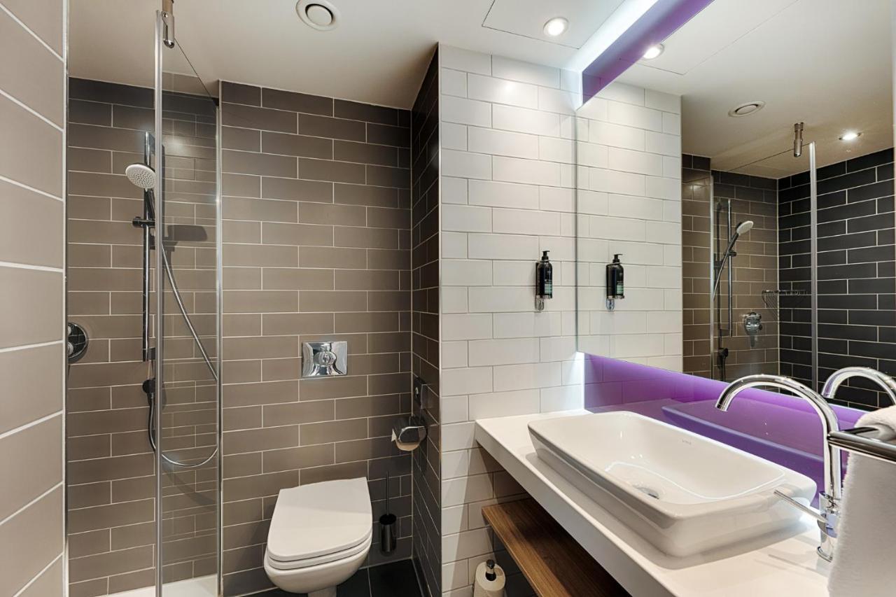 Premier Inn Frankfurt Westend Frankfurt am Main Exterior photo